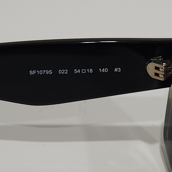 Ferragamo Black Rectangular Sunglasses - Picture 11 of 11
